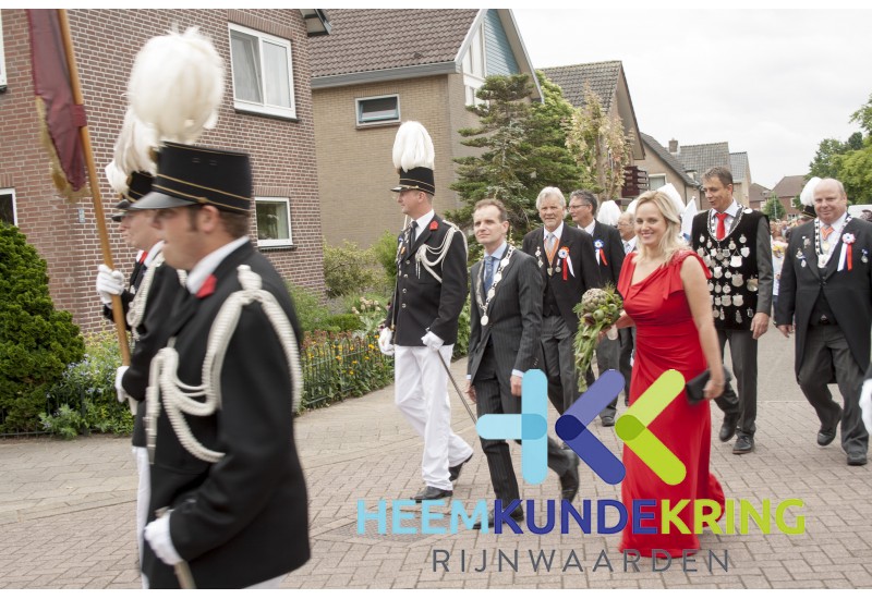 12 -7-2015 Onthulling grafsteen Herwen Coll. P.Snip- HKR (62)
